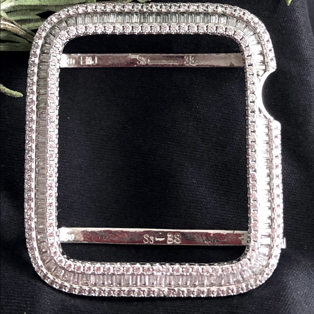 Zirconia Bezel Silver Case for Apple 2 series.